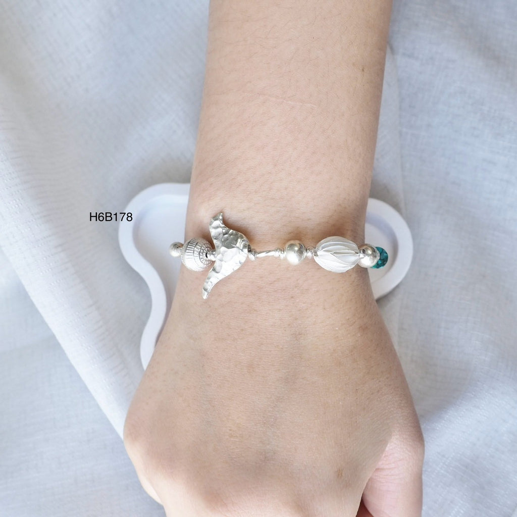 Masterfully crafted in Thailand—your new favorite silver bracelet.