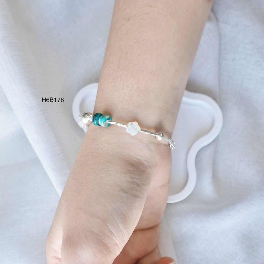 Masterfully crafted in Thailand—your new favorite silver bracelet.