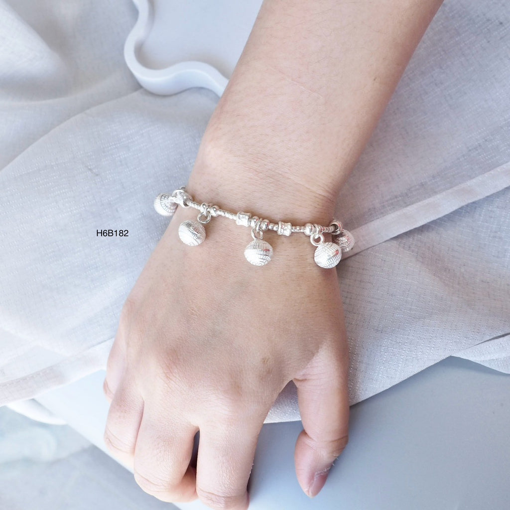 From Thailand with love: a premium 98% silver bracelet.