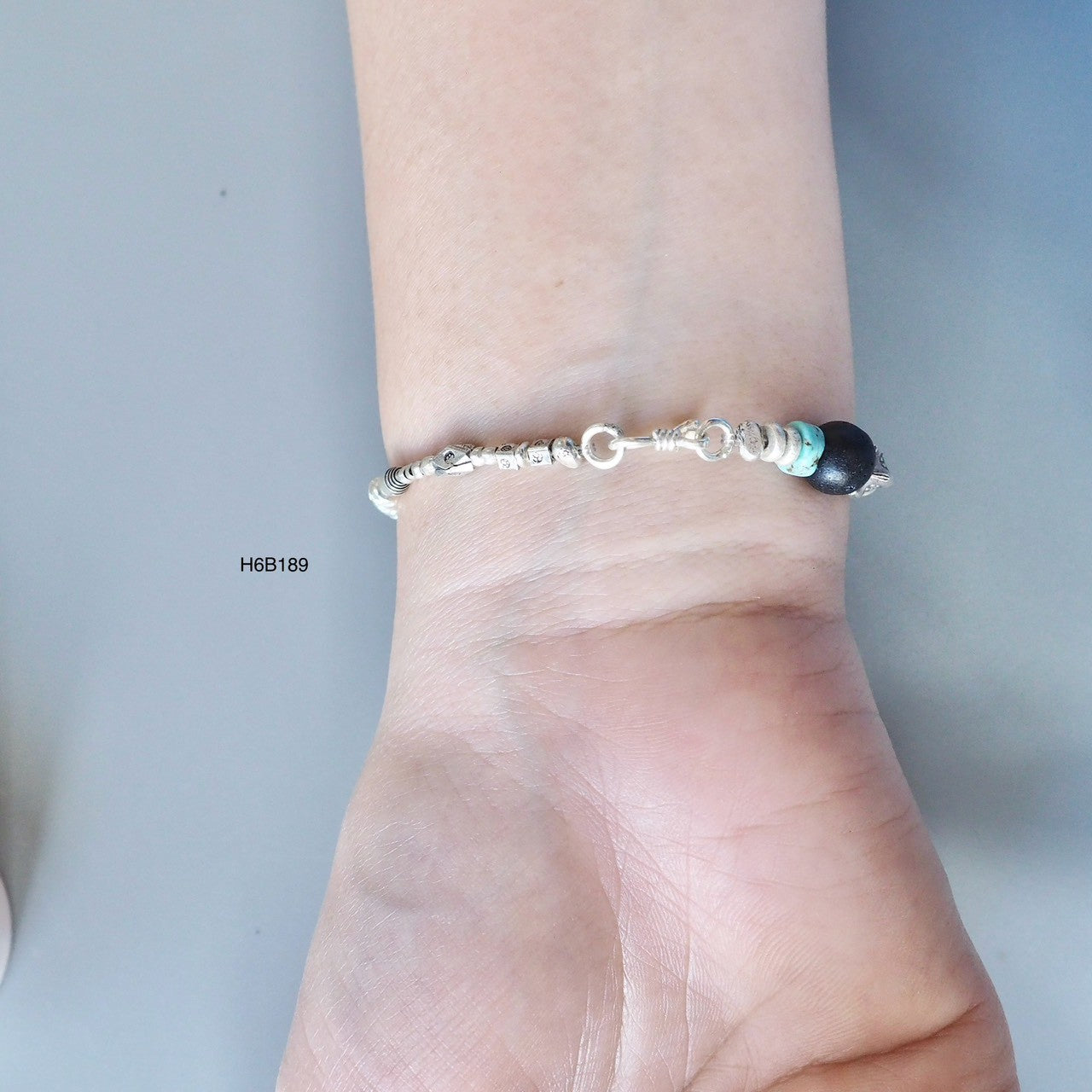 Higher purity, brighter shine. Experience this 98% silver bracelet.