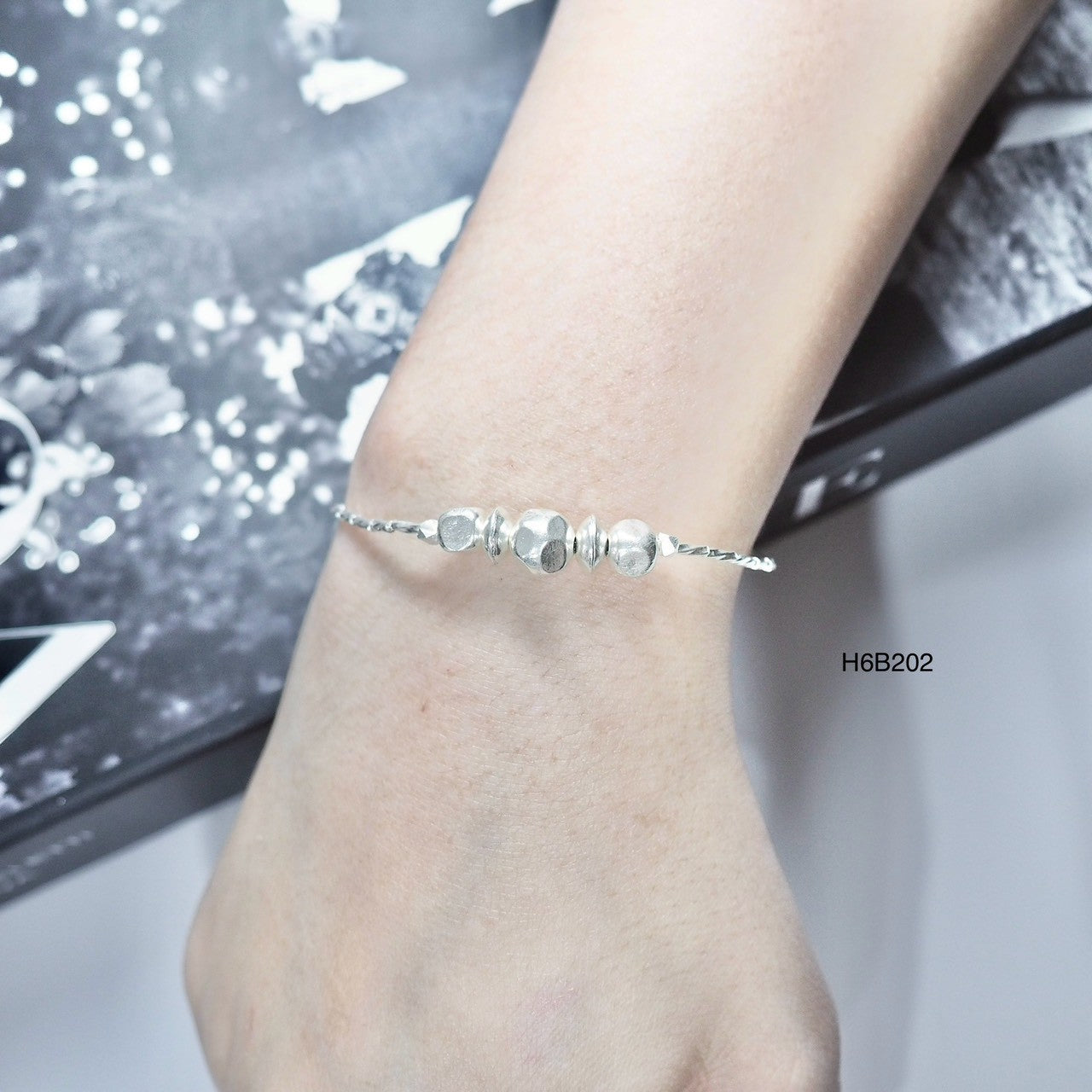 Effortless style starts with a 98% pure silver bracelet.