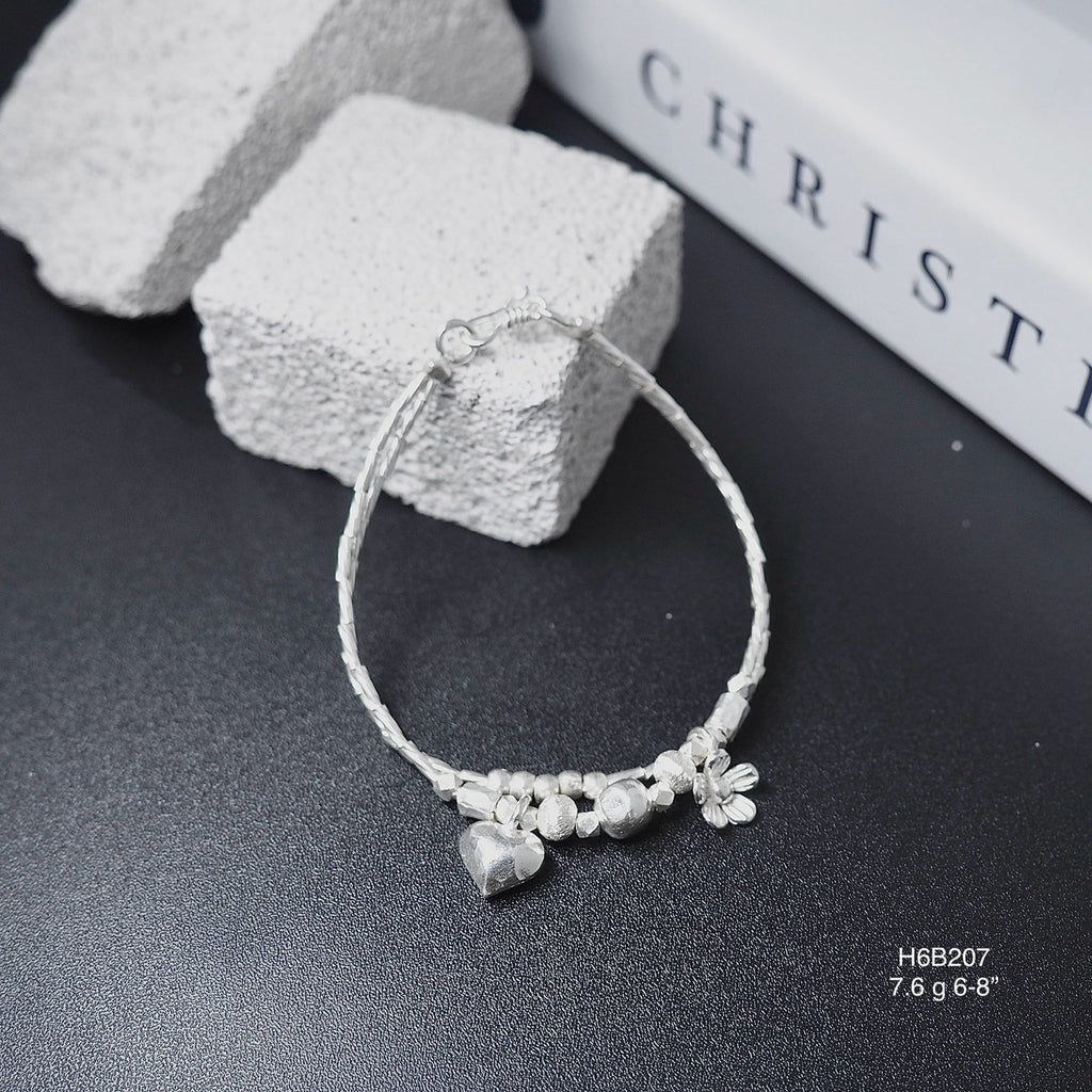 Limited stock! Grab this handmade Thai silver bracelet before it’s gone.
