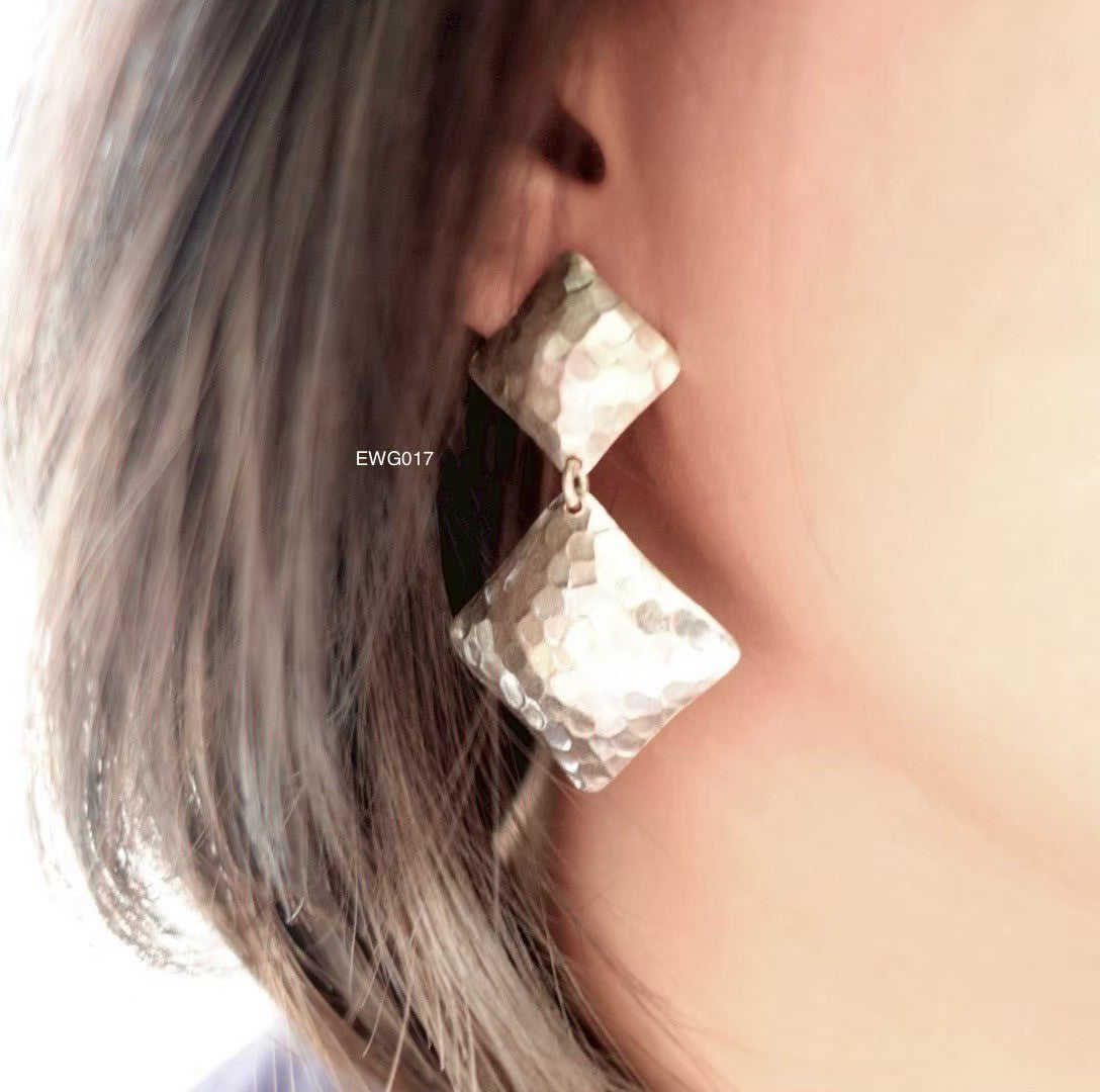Pure silver, pure elegance. Silver Earrings. handmade silver jewelry Thailand