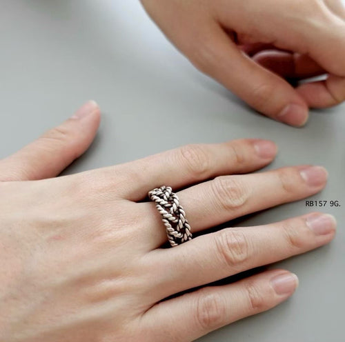 98% pure silver. 100% handmade. Silver ring.