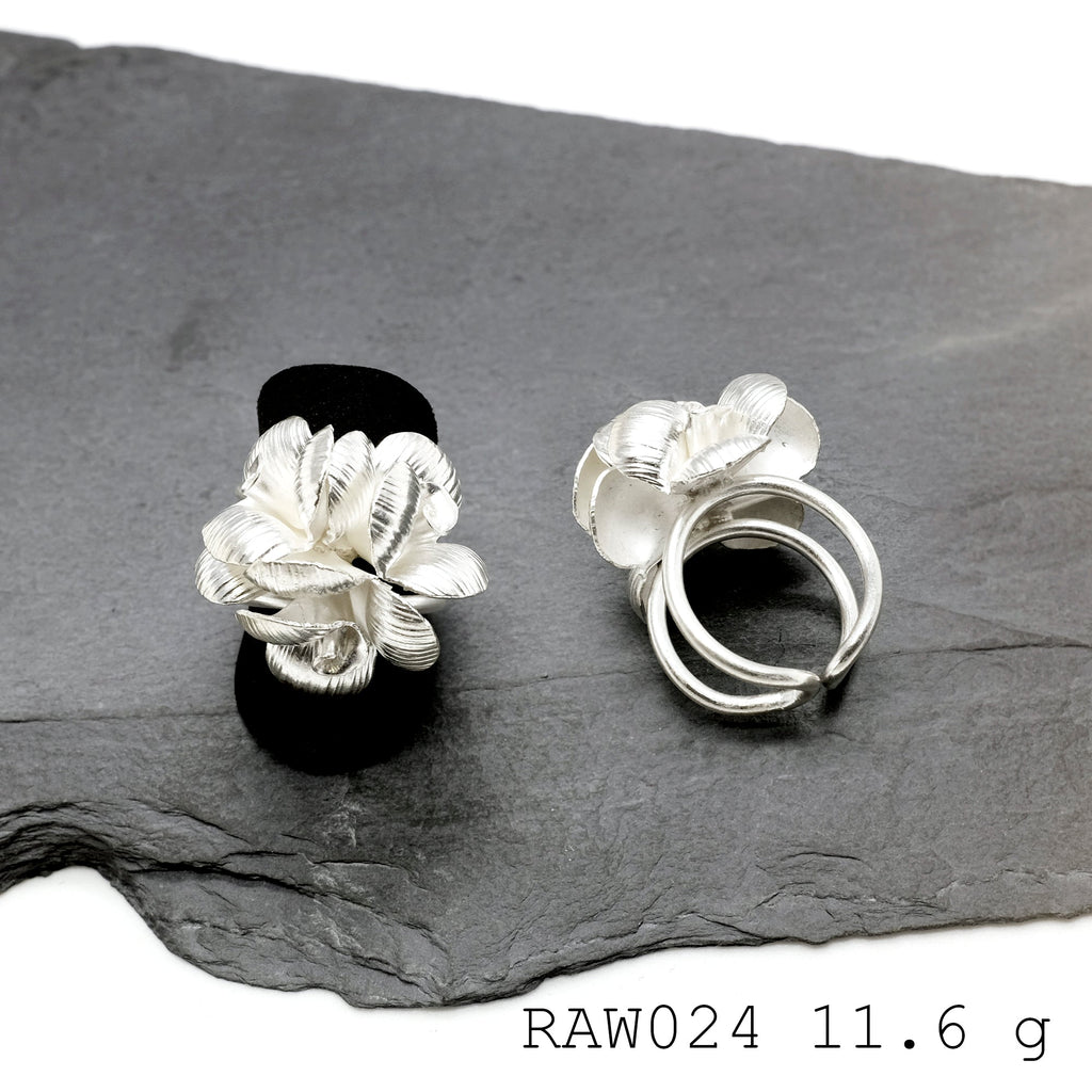 Crafted just for you. Silver ring.