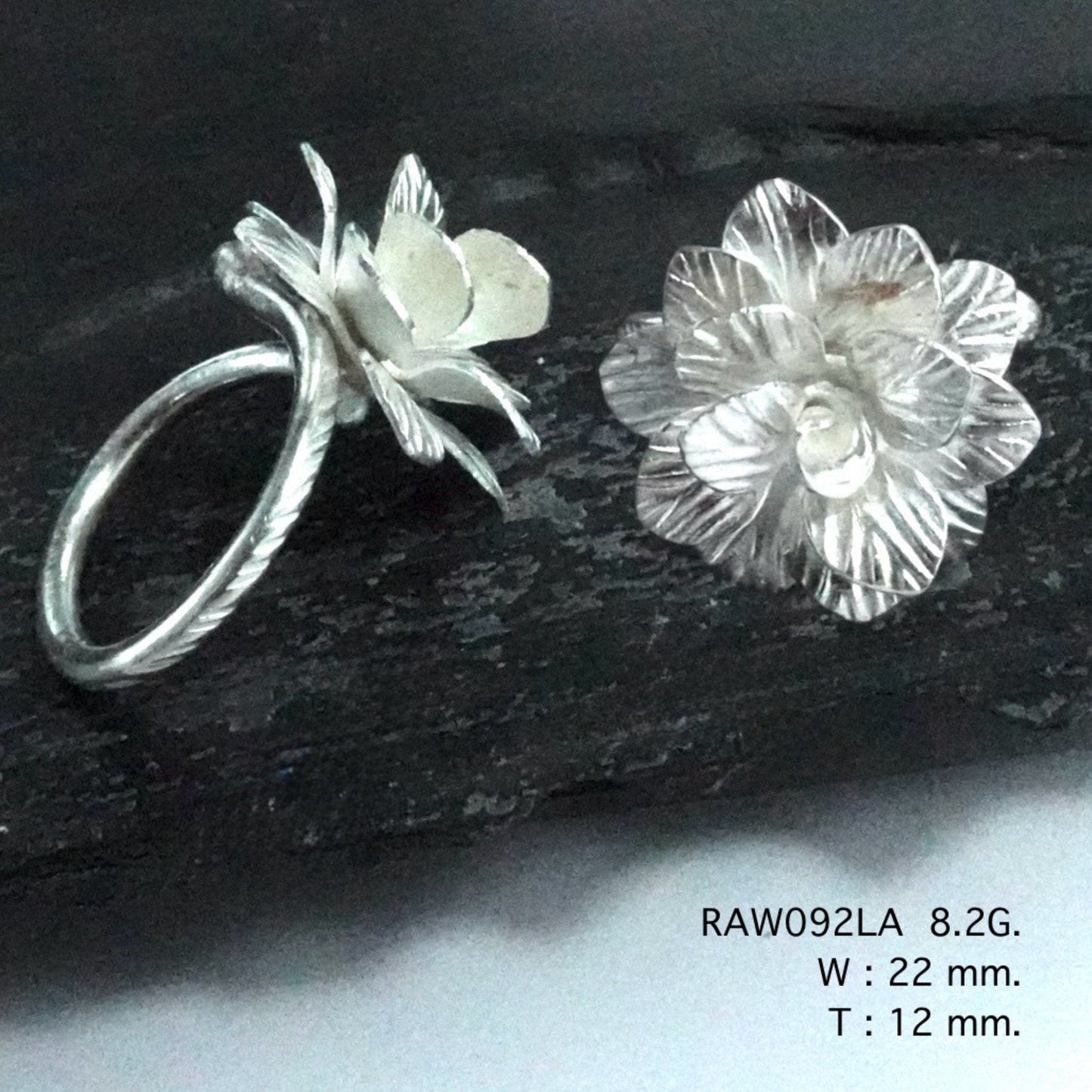 Simply beautiful handmade silver ring.