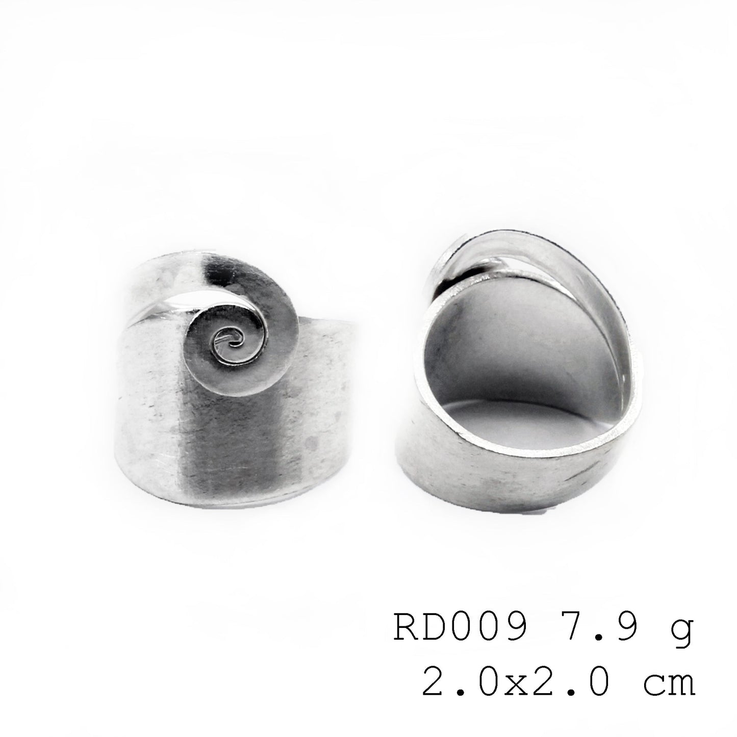 Hand-finished wildlife silver ring.