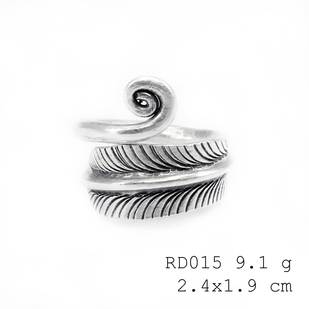 Pure silver, pure imagination. SNAIL SNAKE silver ring.