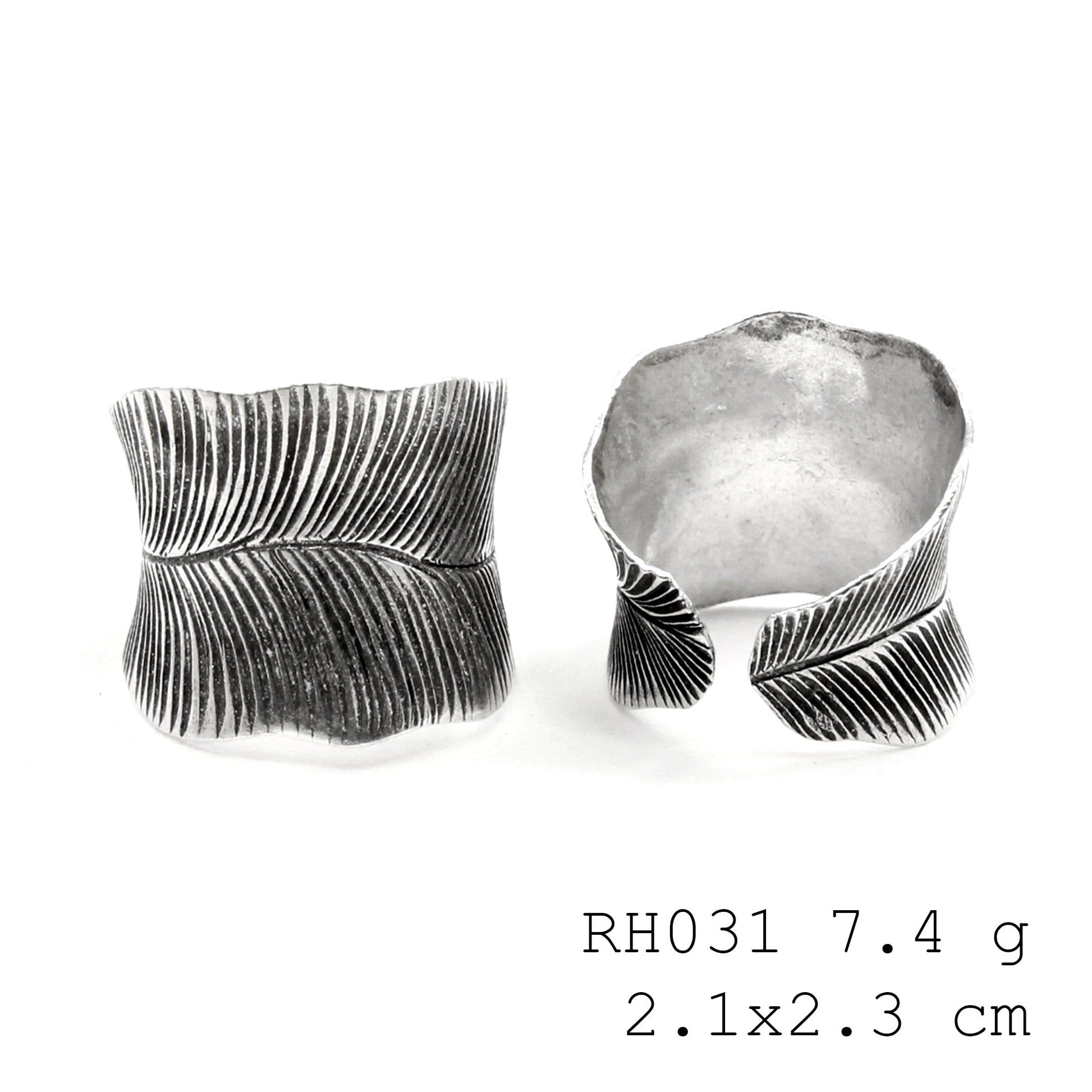 Subtle statement. This leaf silver ring works.