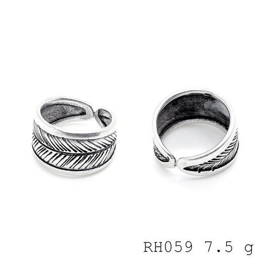 Embrace the outdoors. Organic silver ring.