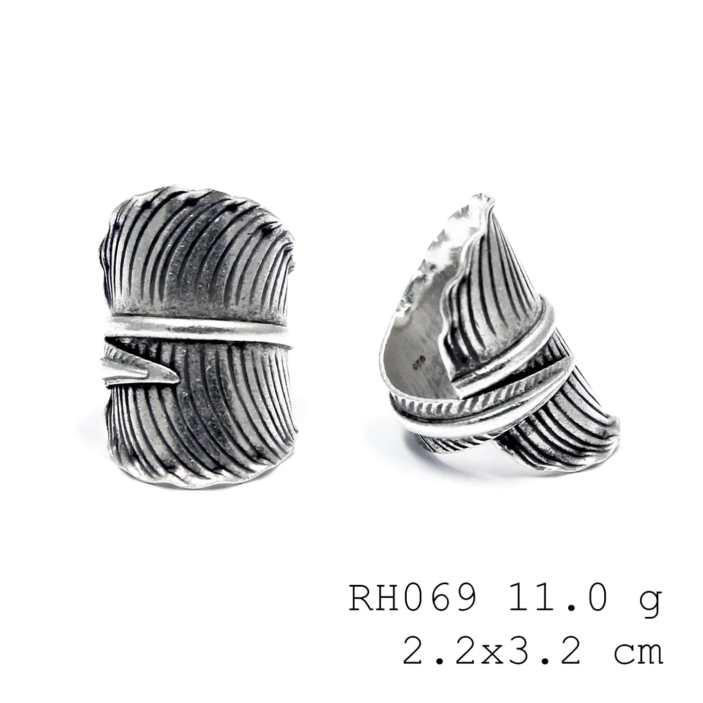 Lightweight and lovely leaf silver ring.