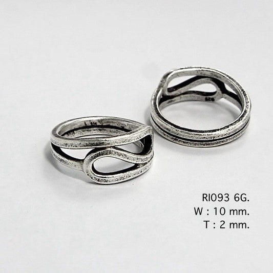 Handcrafted perfection. Silver ring.