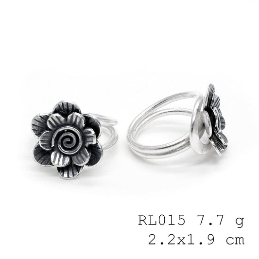 Magic in the details of this silver ring.