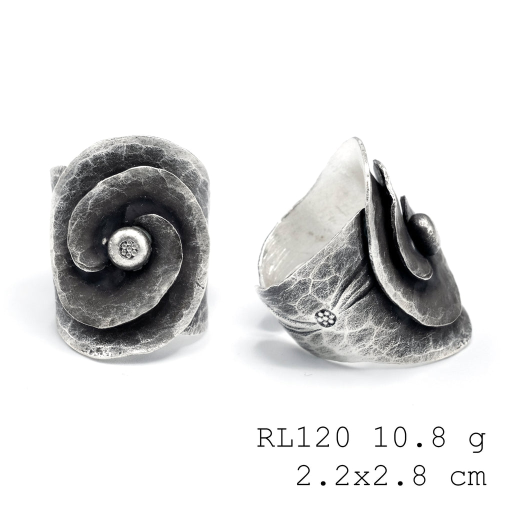 The perfect glow of a pure silver ring.