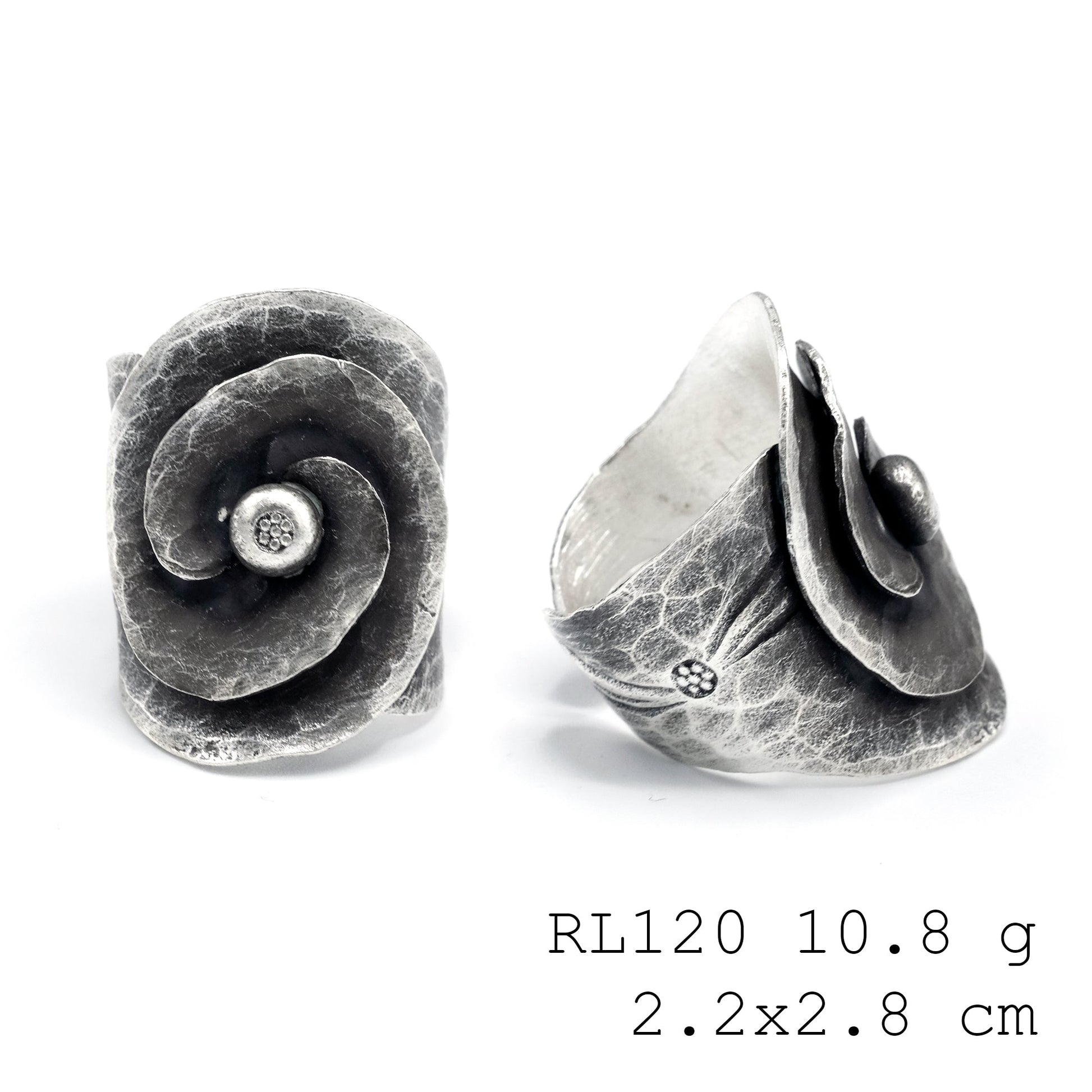 The perfect glow of a pure silver ring.