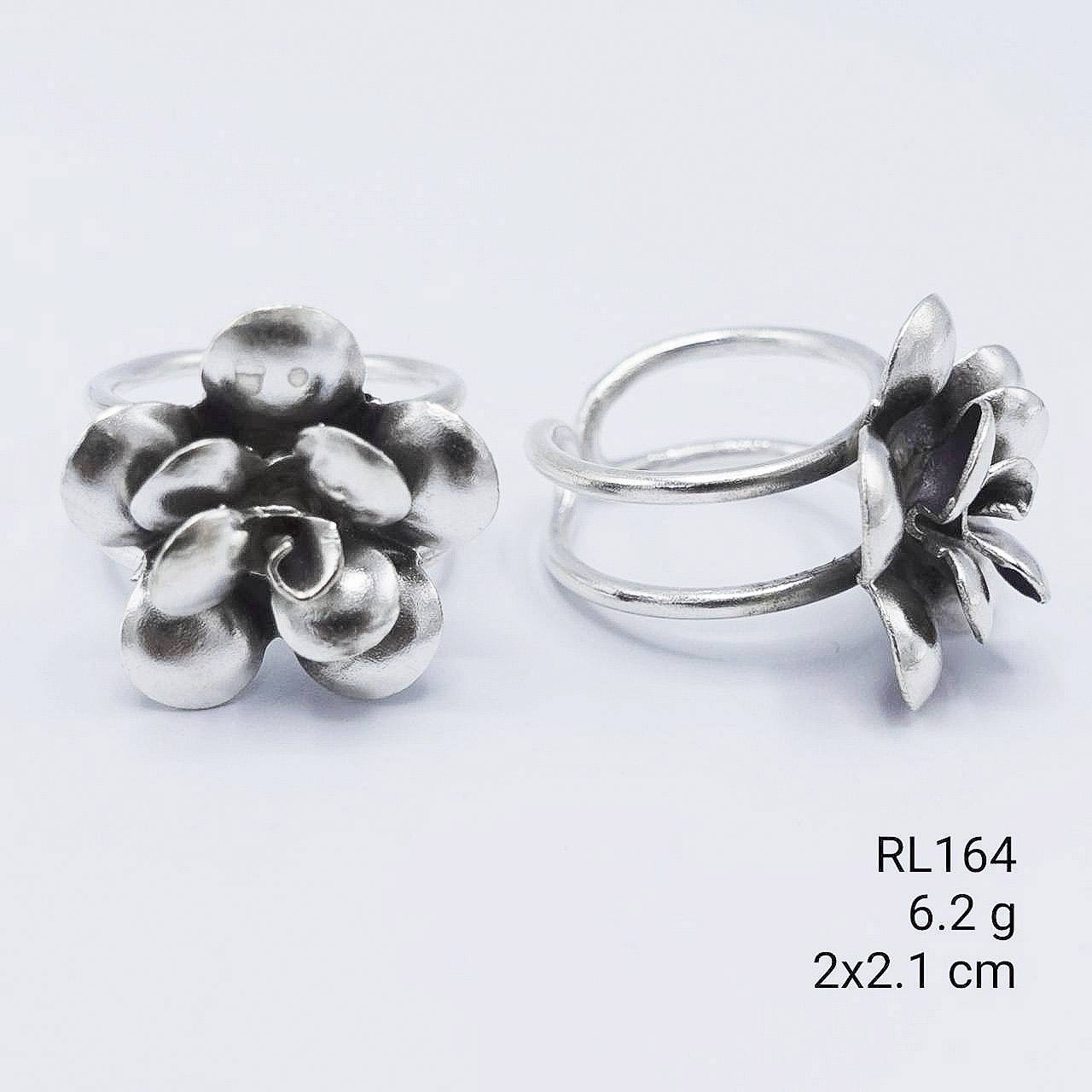 Elevate your everyday with this silver ring.