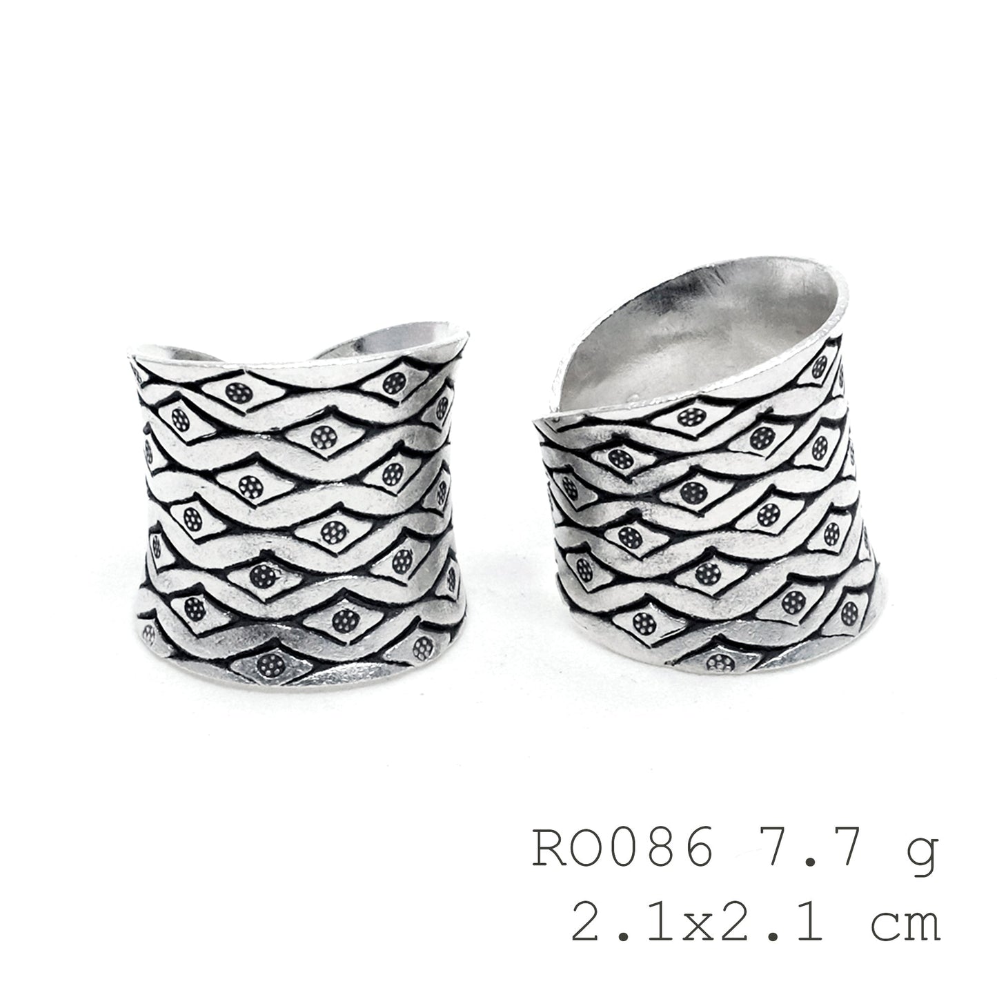 No two are ever the same with this silver ring.