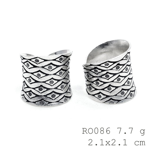 No two are ever the same with this silver ring.