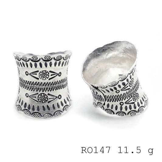 Wear a piece of art with this silver ring.