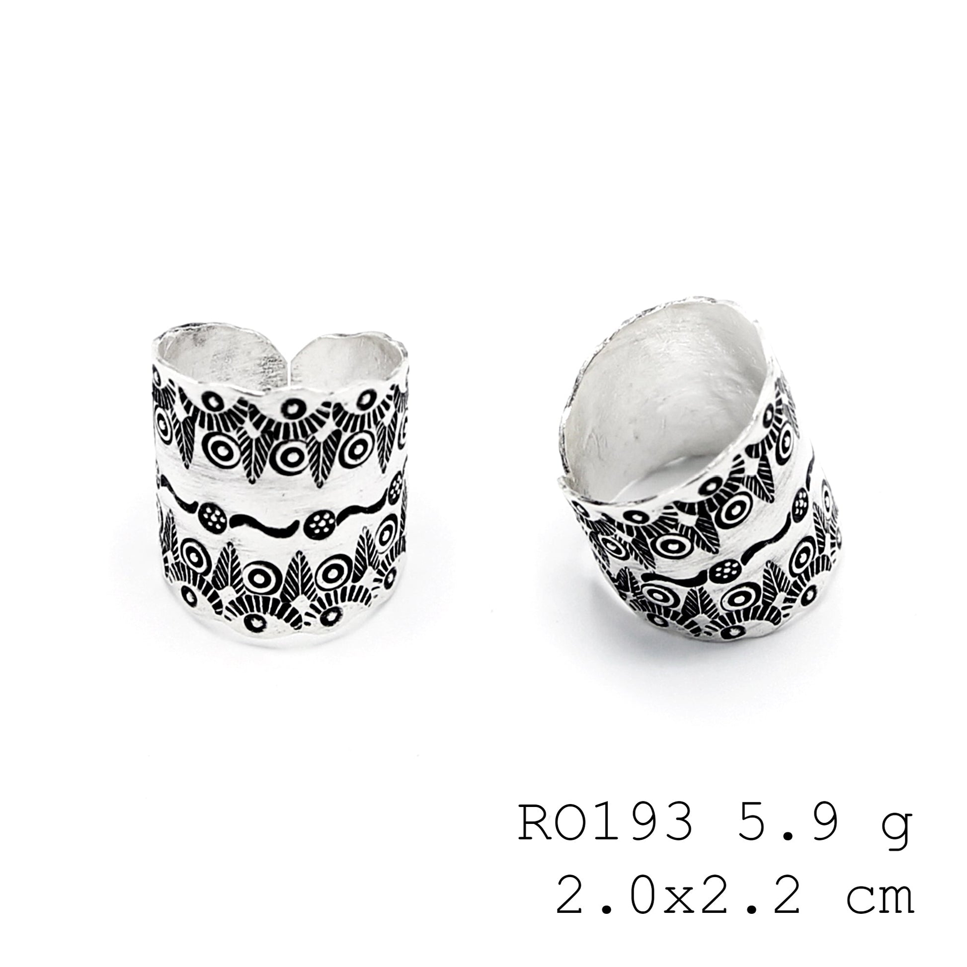 Timeless texture, timeless silver ring.