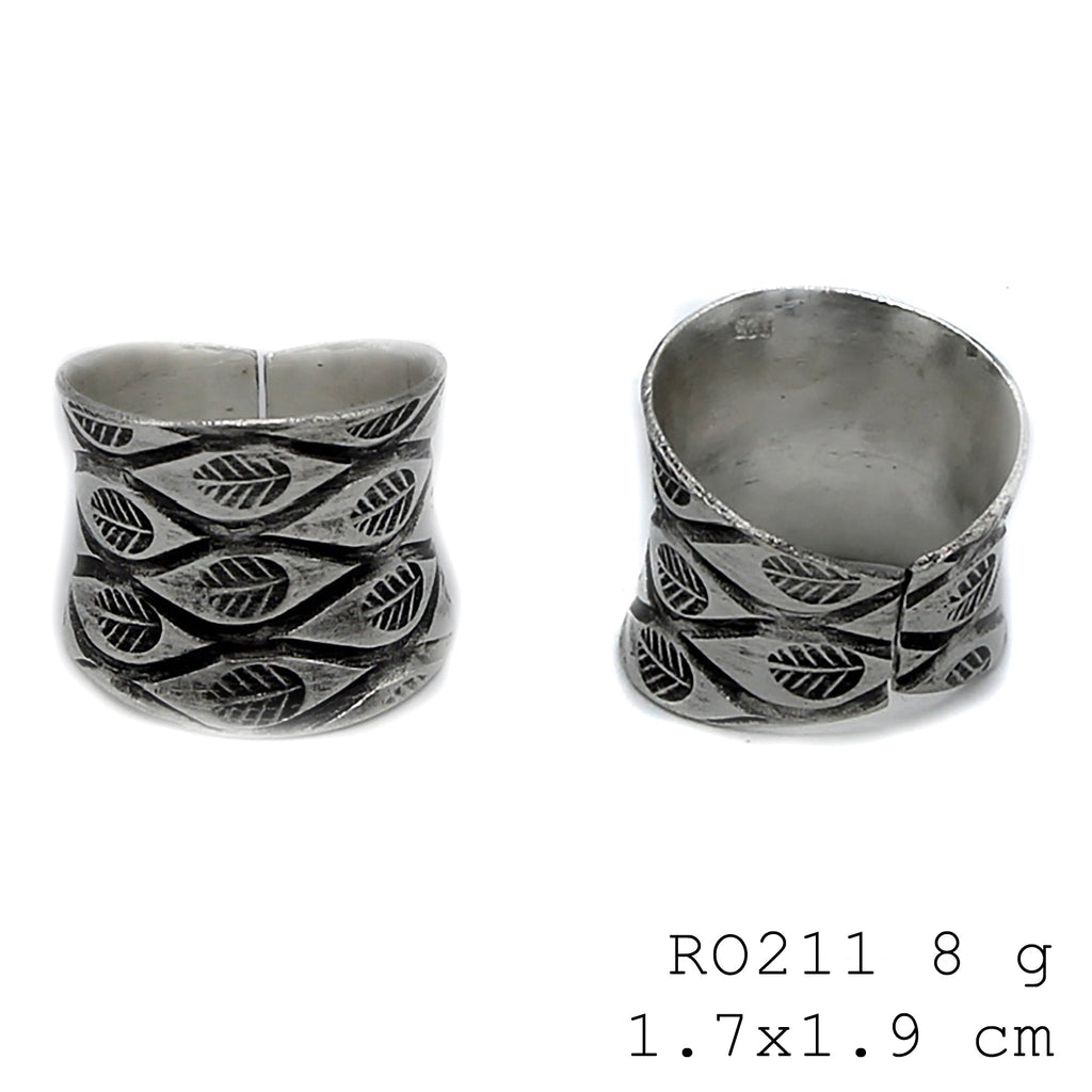 Celebrate the handmade with this silver ring.