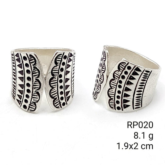 Purely handmade. A 98% fine silver ring for your collection.