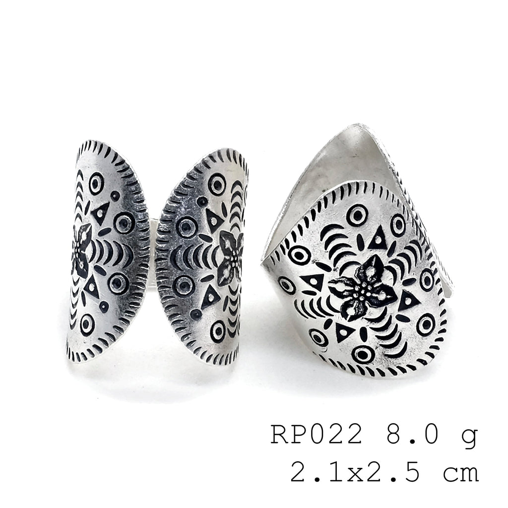 Raw elegance. 98% pure silver in a handmade silver ring.