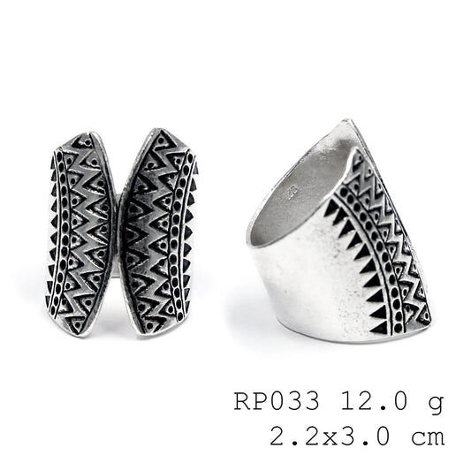 Crafted by hand. Your daily 98% pure silver ring.