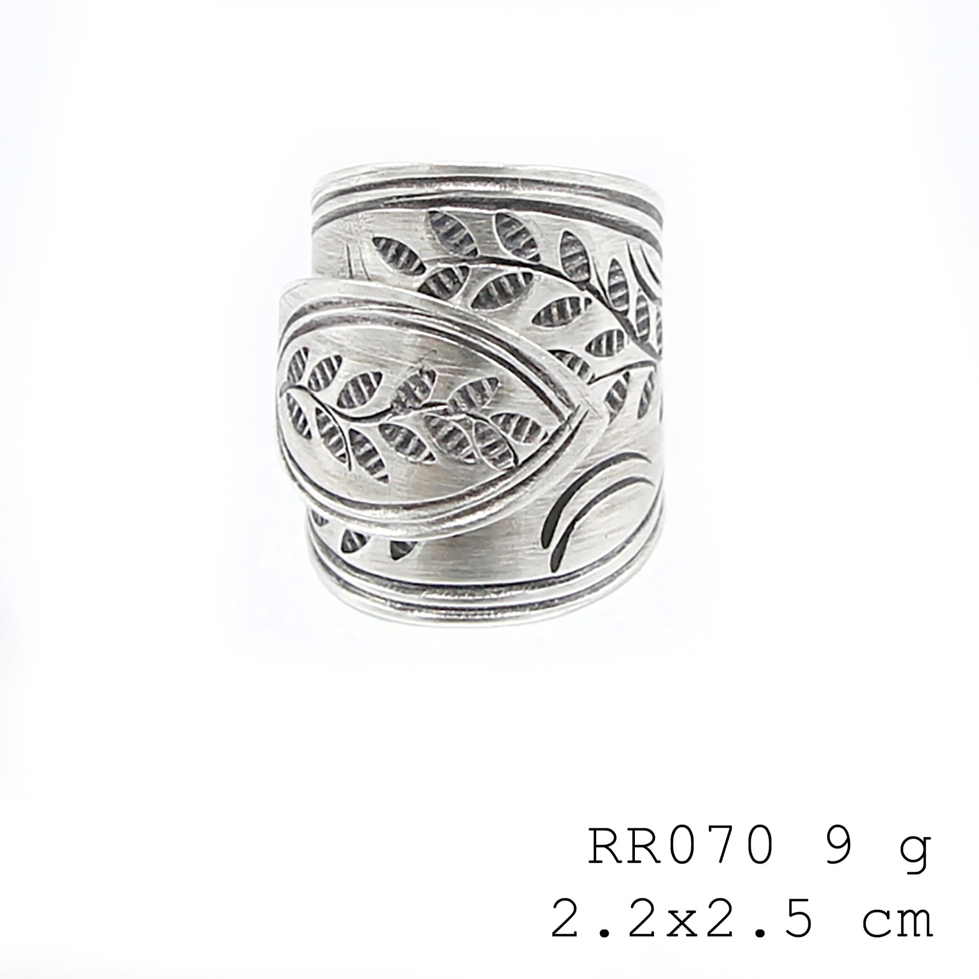 Modern open design. A handmade silver ring.