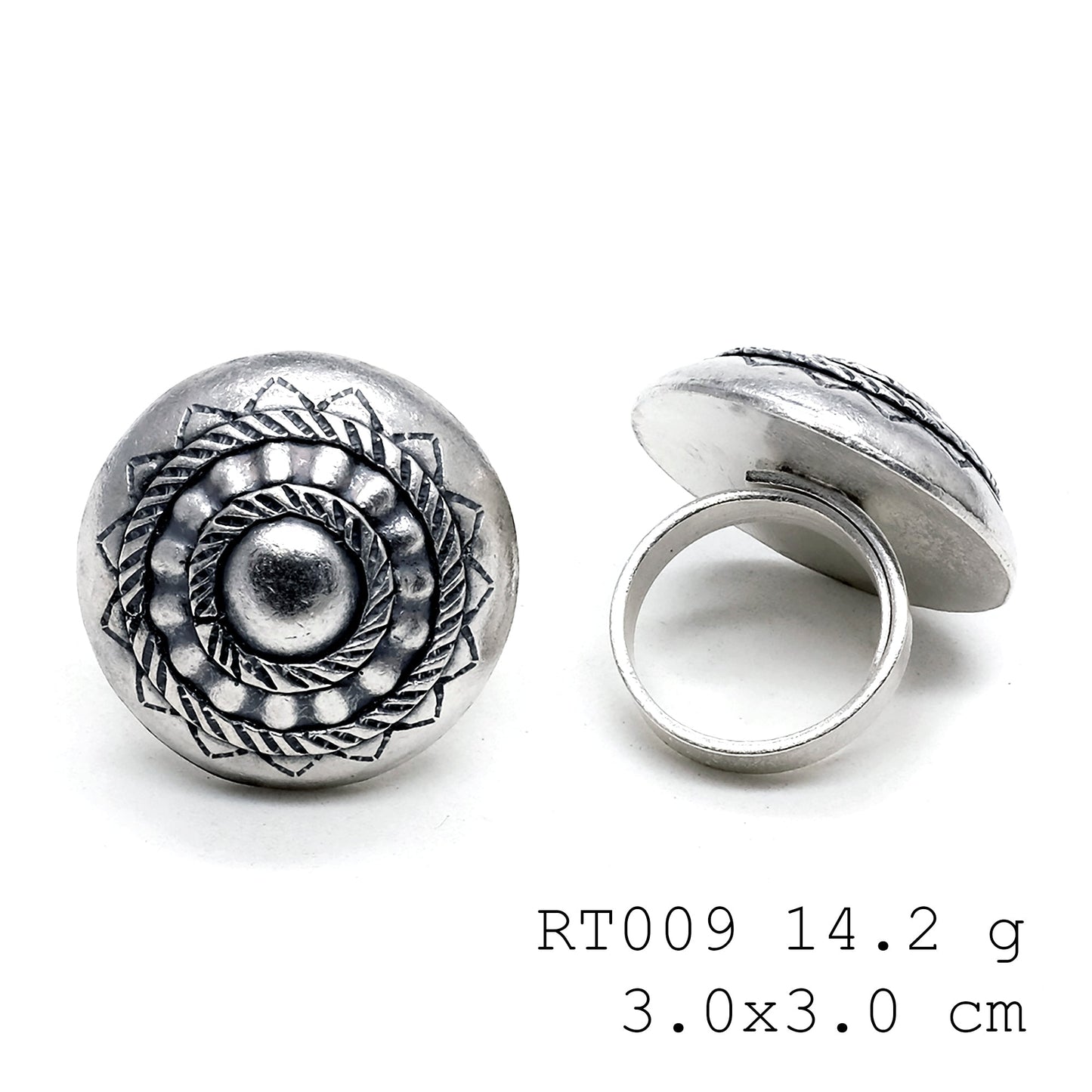 Pure silver glow. A handmade plate silver ring.