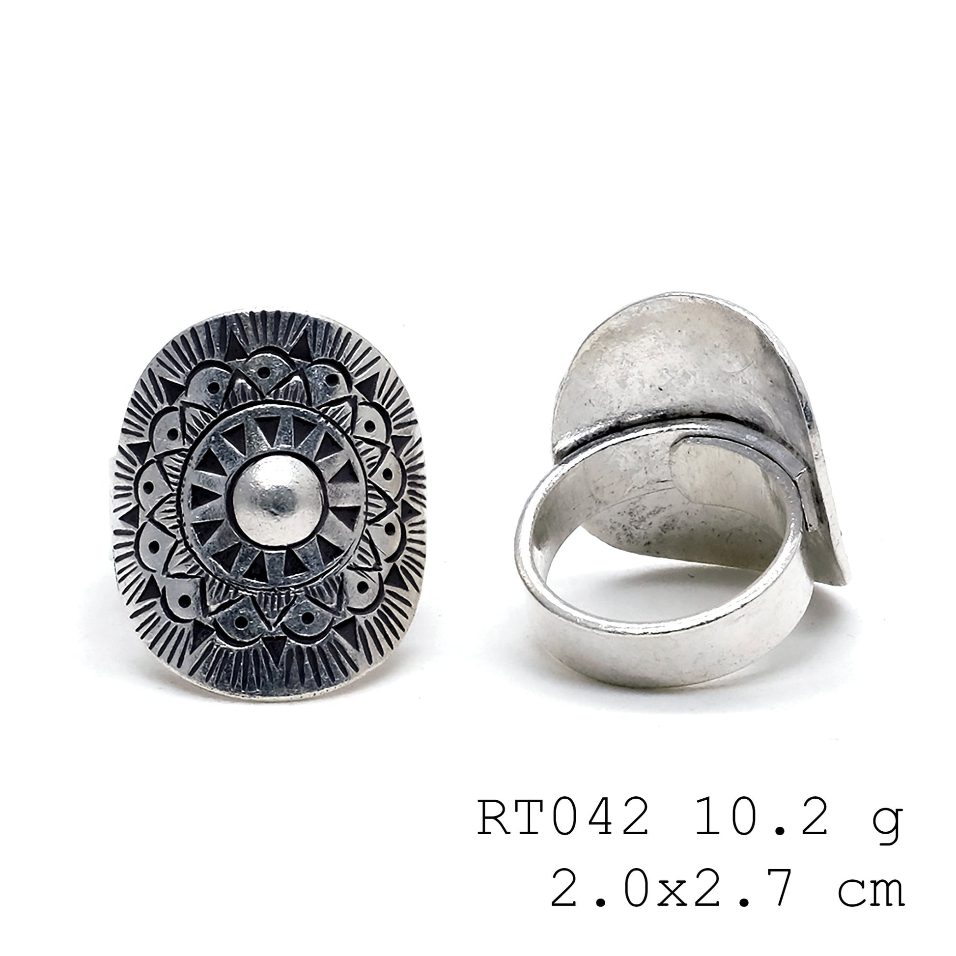 Polished perfection. A plate-style silver ring.