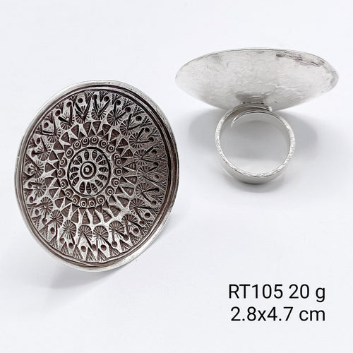 98% Fine silver. A stunning plate silver ring.