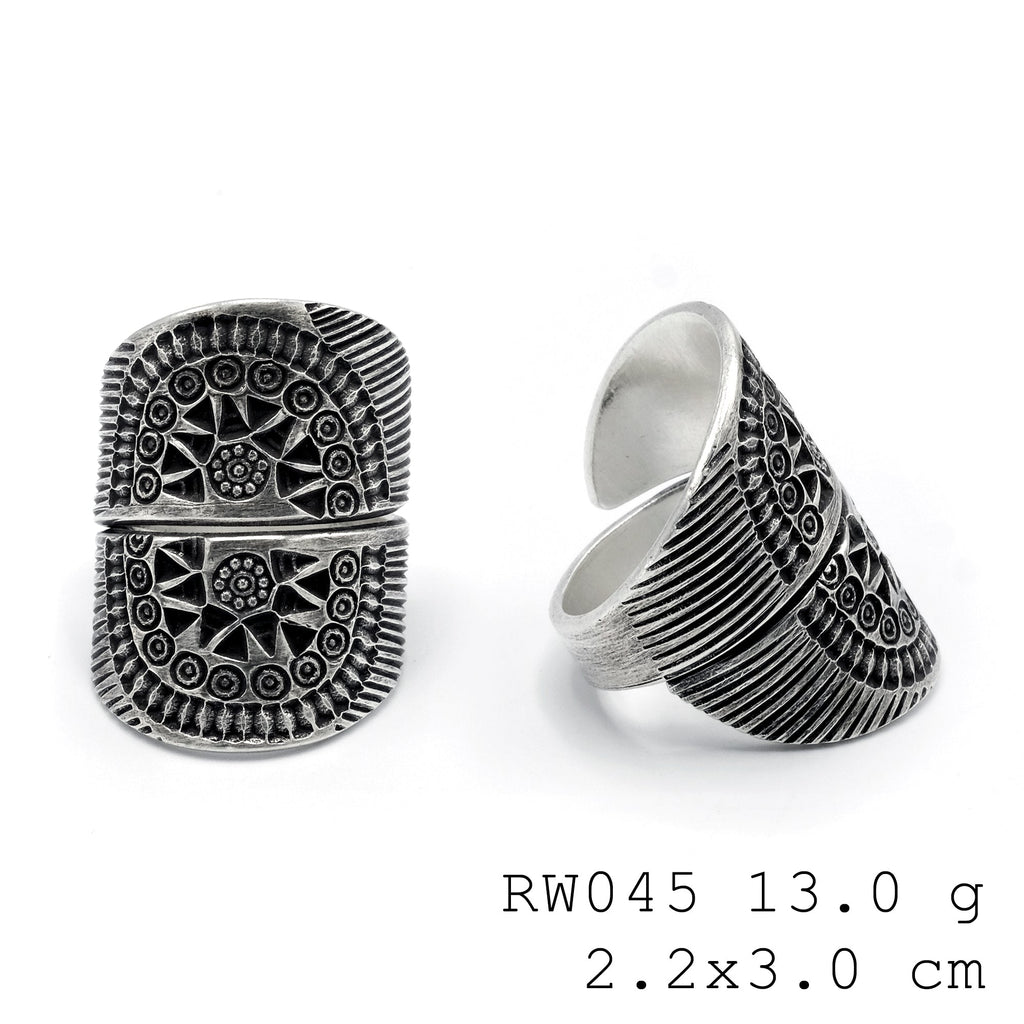 Simply divine. A 98% pure silver ring.