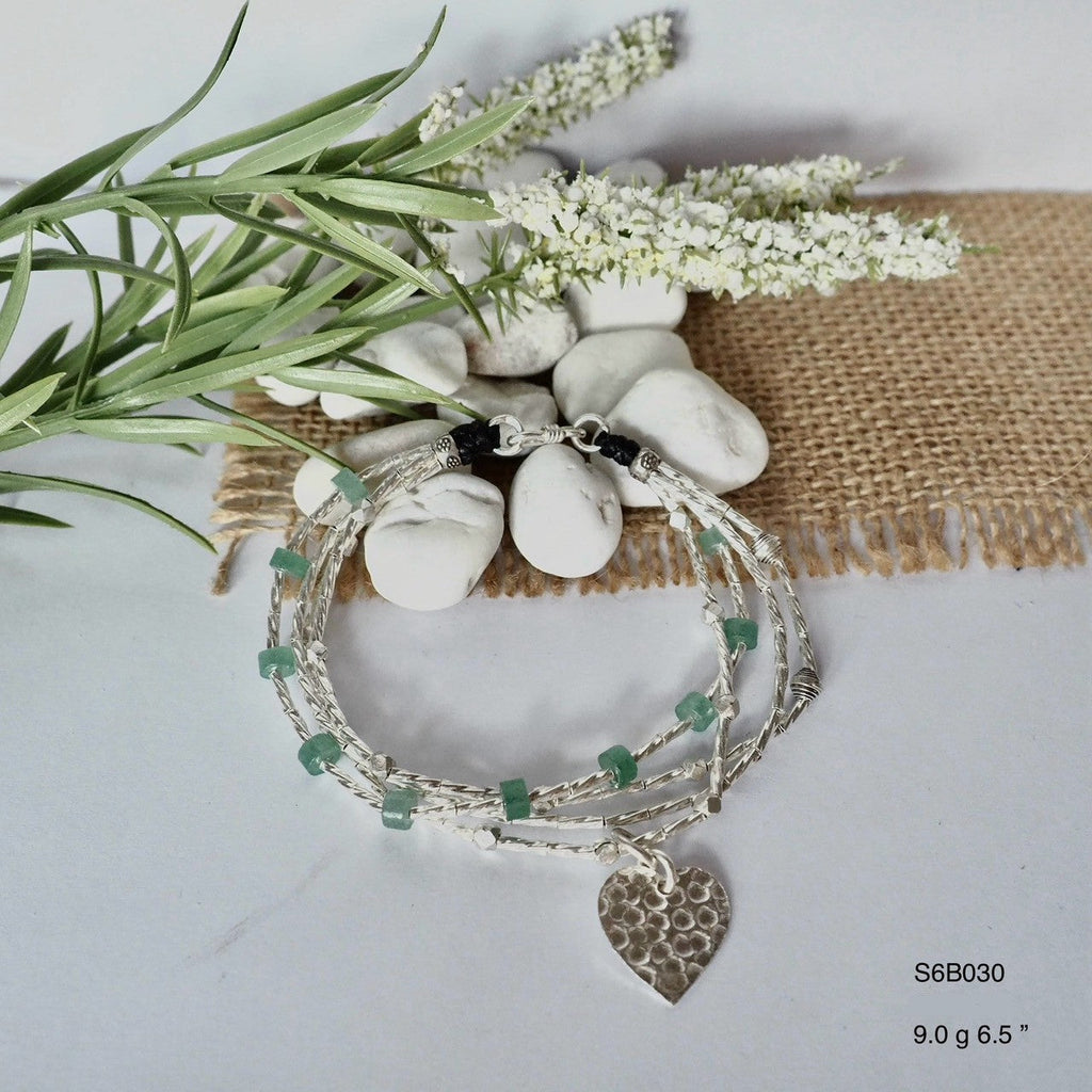 Layering made easy with this silver bracelet.