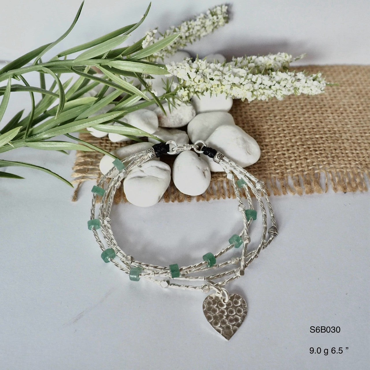 Layering made easy with this silver bracelet.