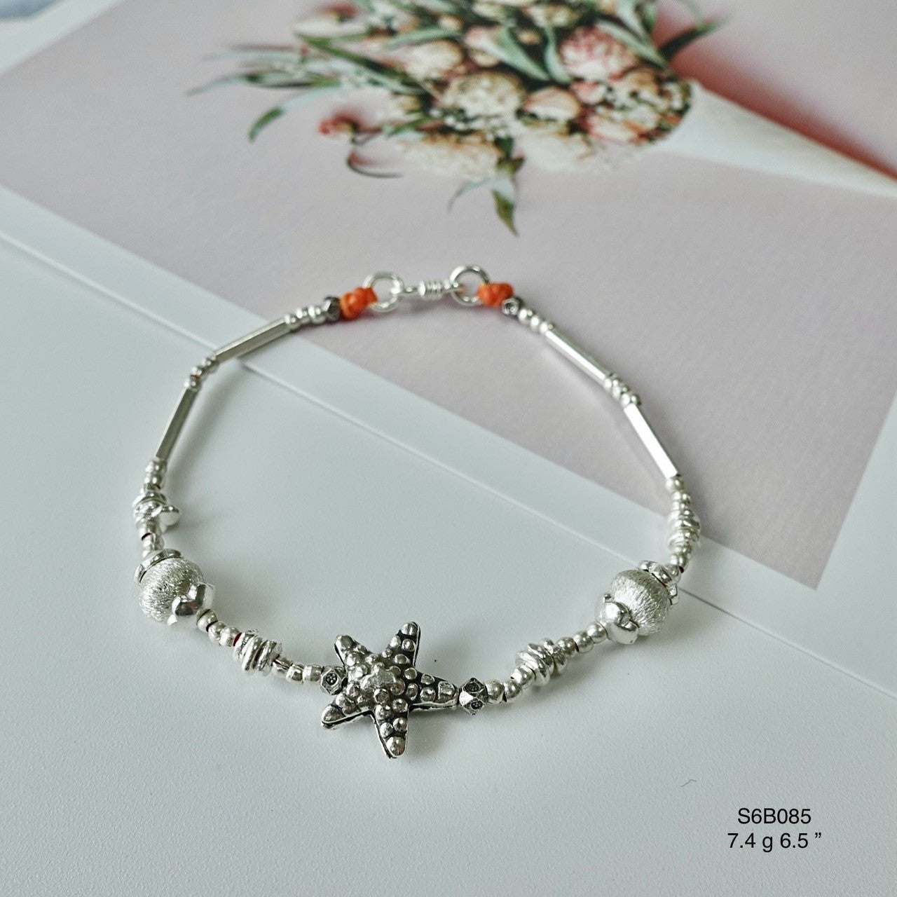 Made with the utmost care. Get this bracelet.