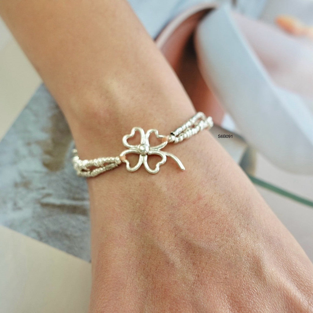 Just finished! New handmade bracelet drop.