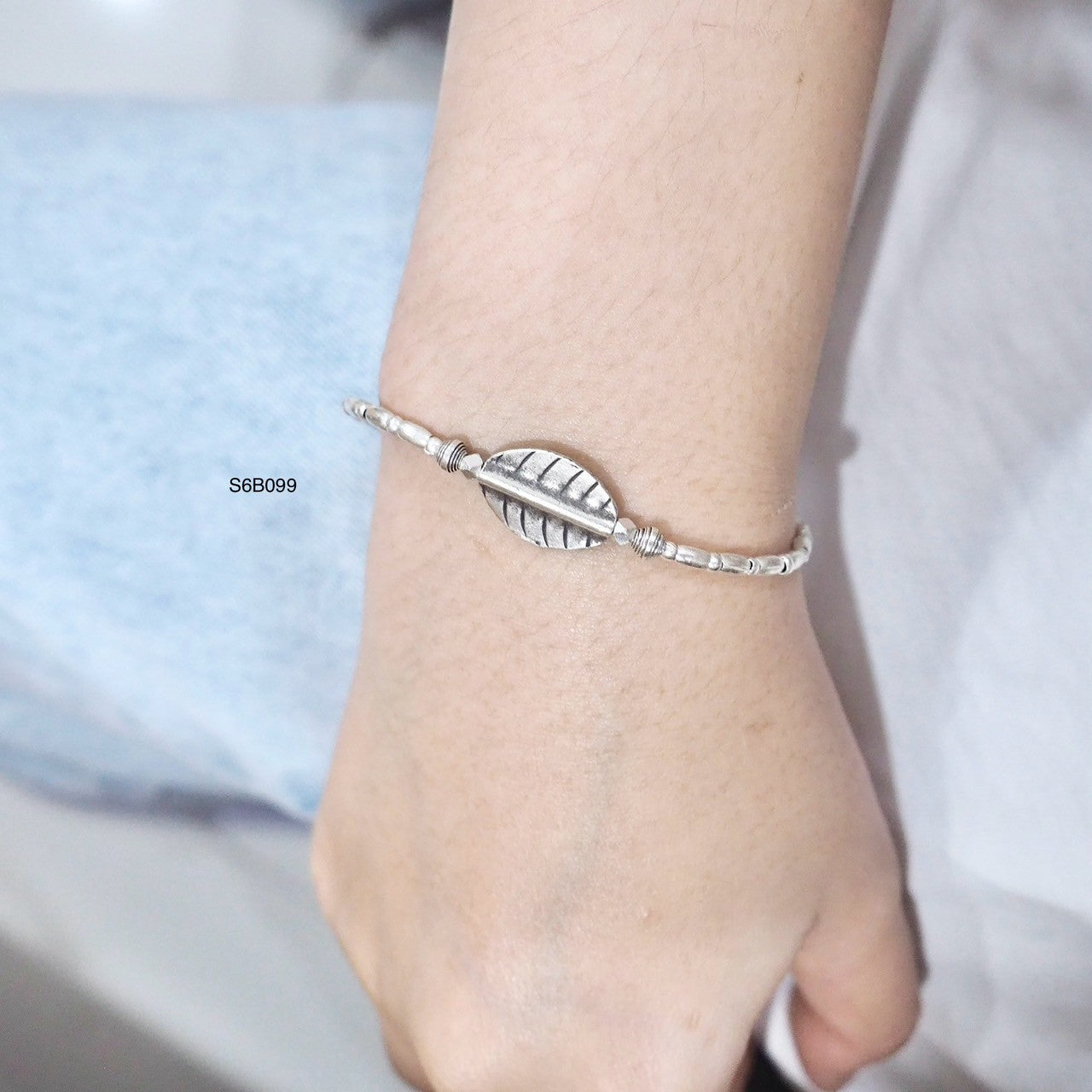 Slow made, high quality bracelet.