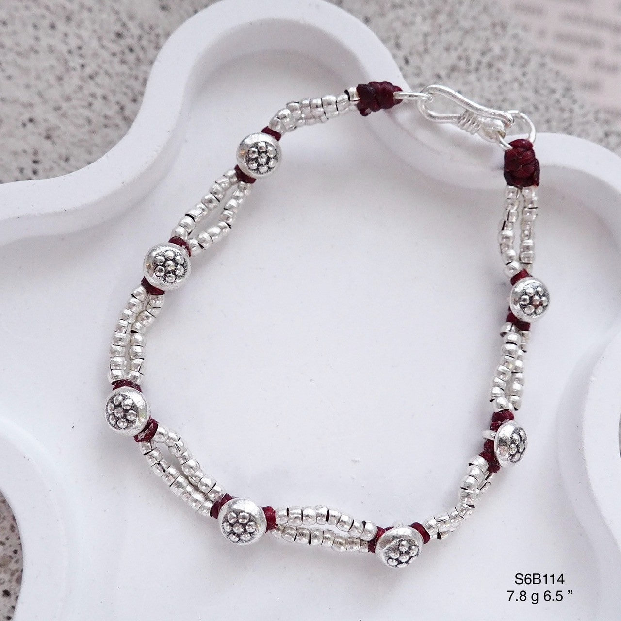 Simple beauty, handmade bracelet.