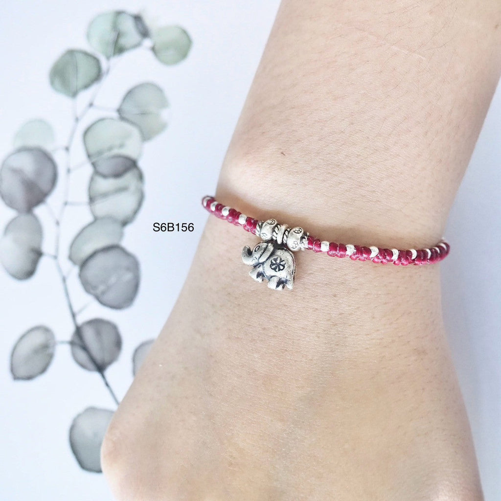 Superior craft in every link of this silver bracelet.