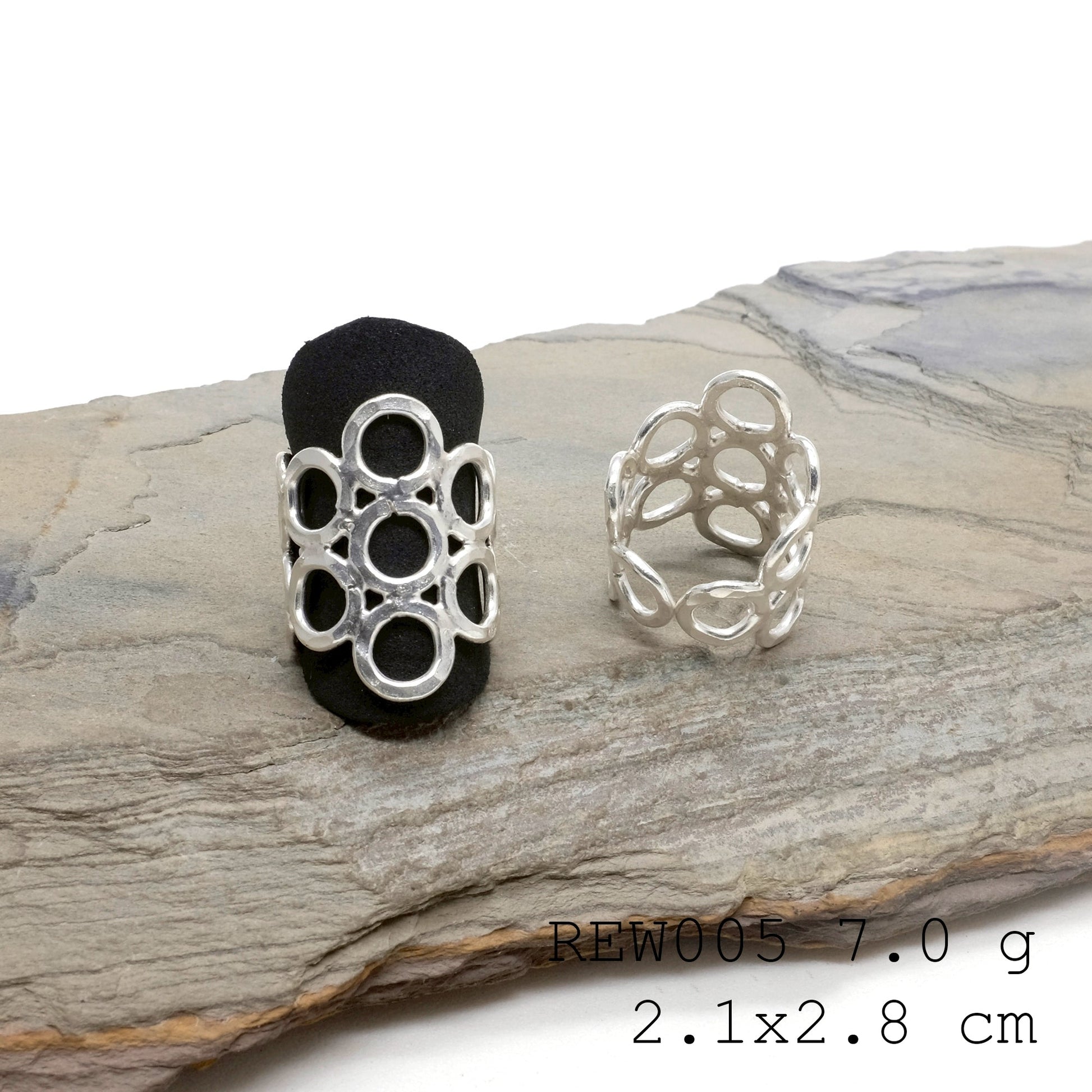 Built to last, designed to impress. Add this silver ring to cart.