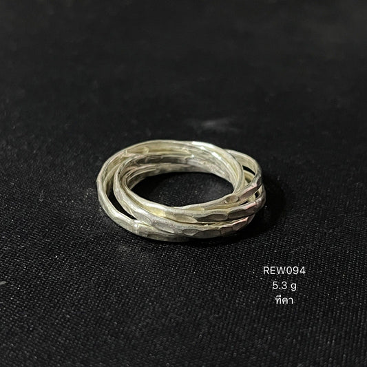 Beyond beautiful. Elevate your style with a solid silver ring.