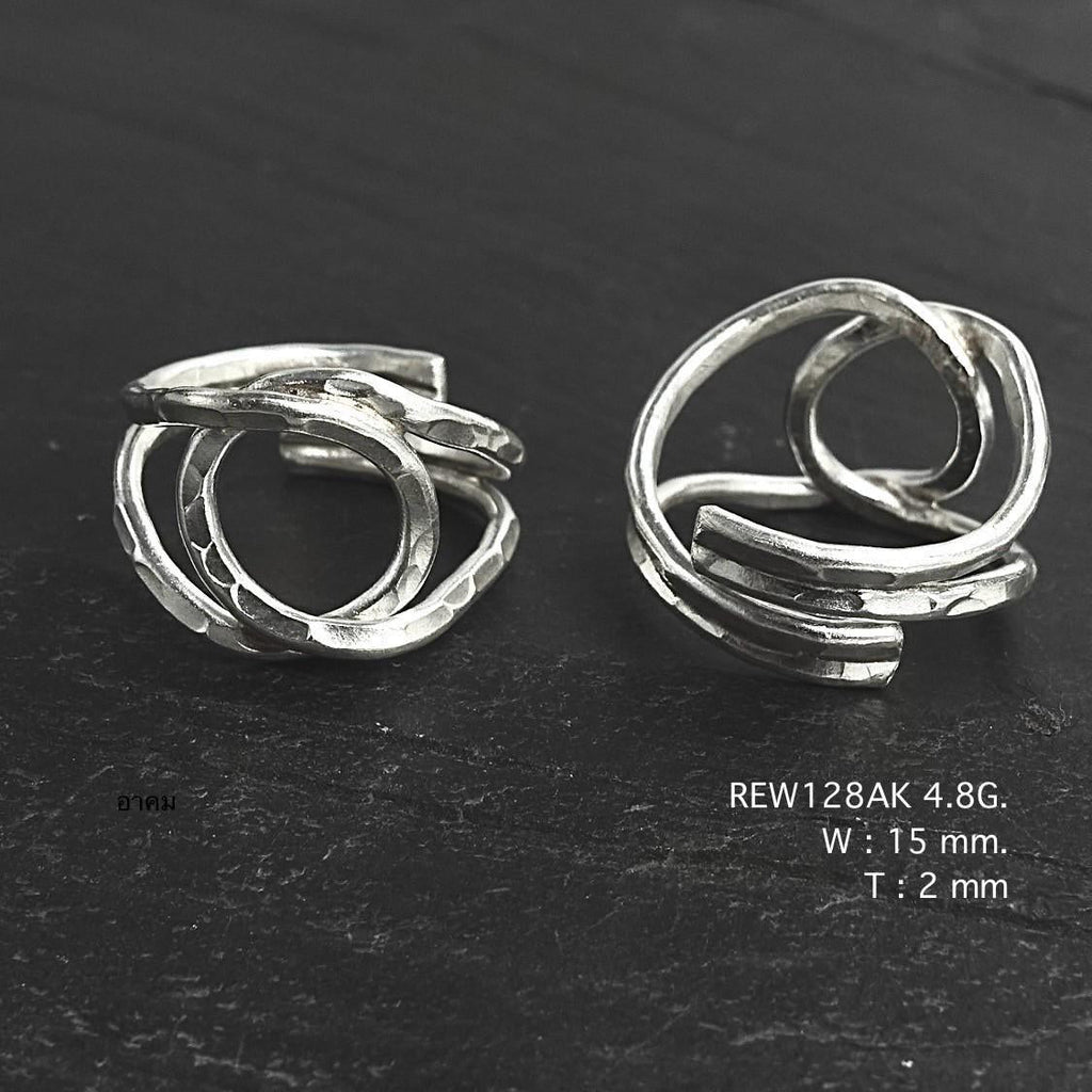 Your daily dose of silver ring shine.