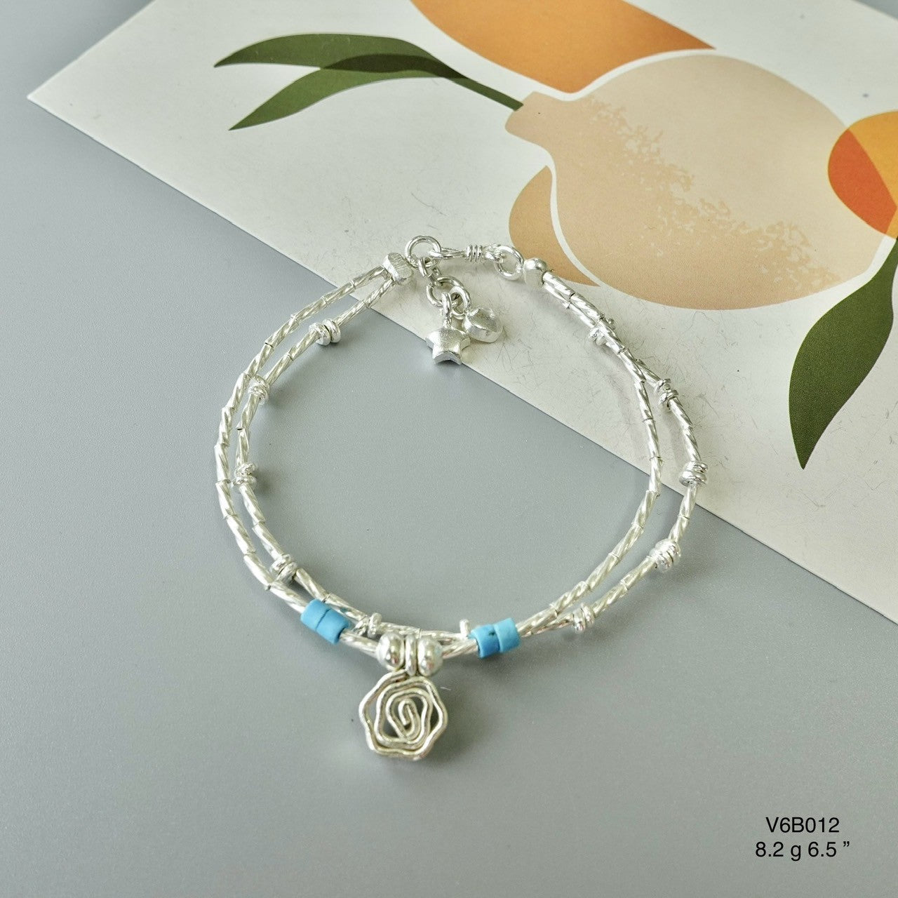 Chic & Sleek Silver Bracelet