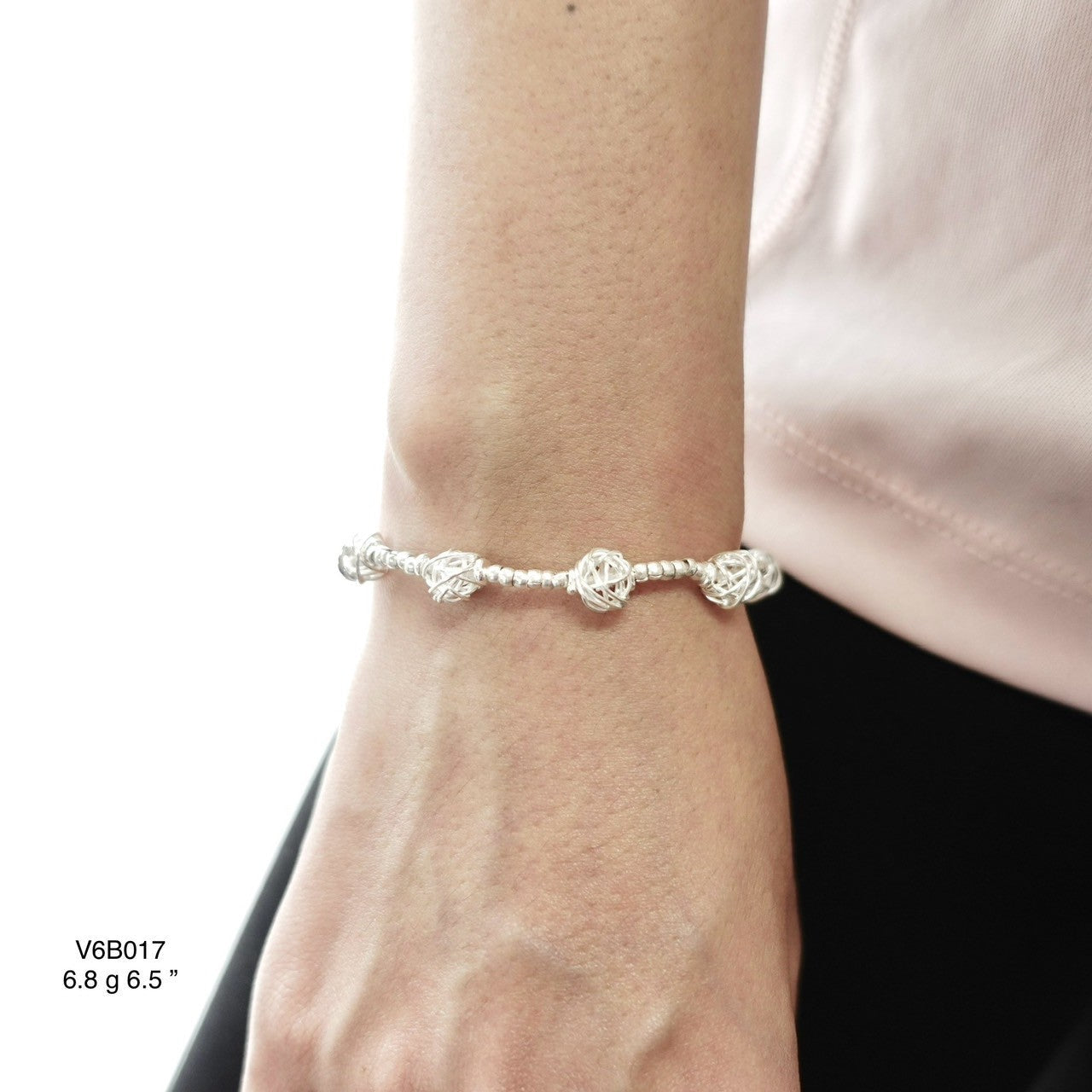 Luxury Silver Bracelet for All Occasions