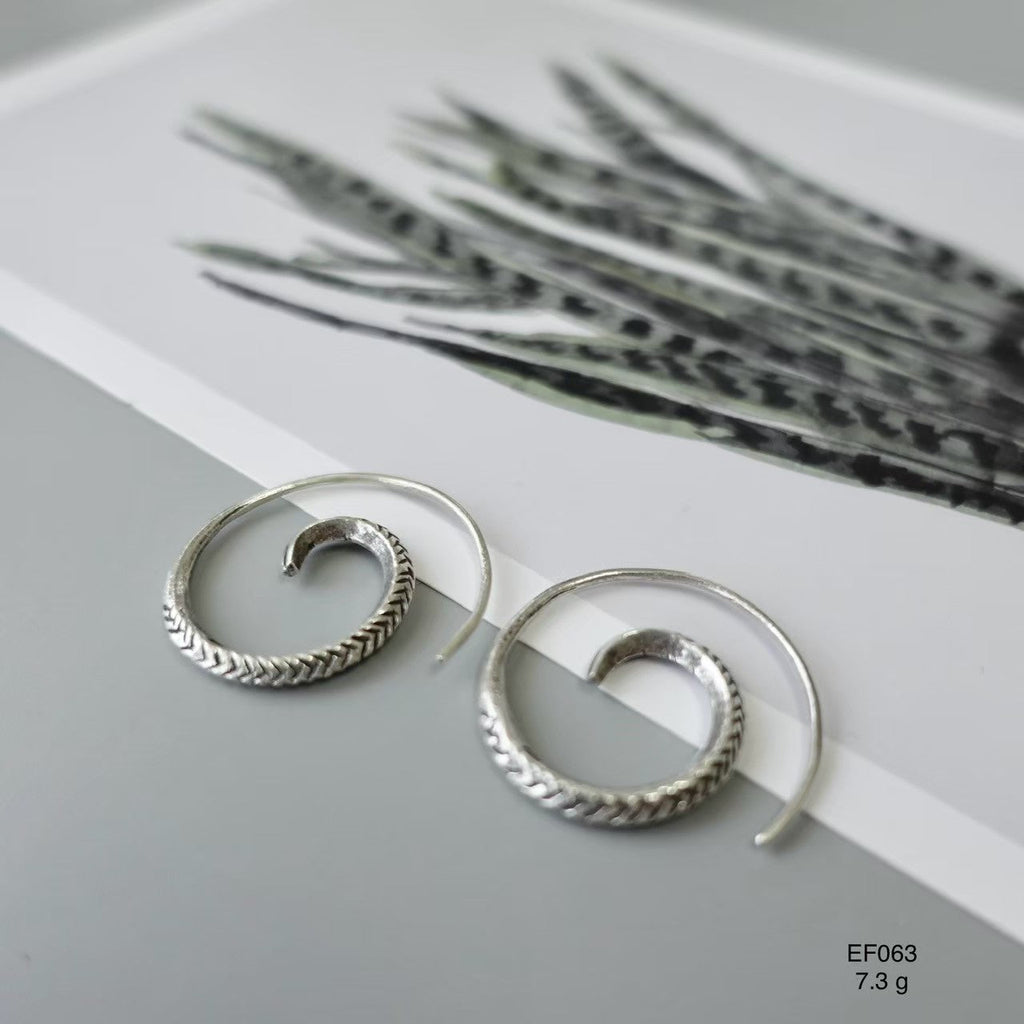 Silver earrigs. The beauty of handmade.