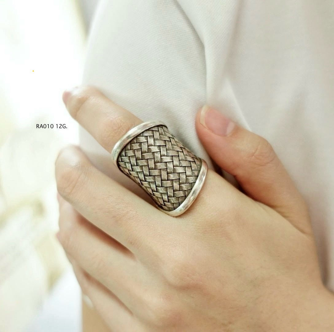 Timeless shine. Wear silver ring.