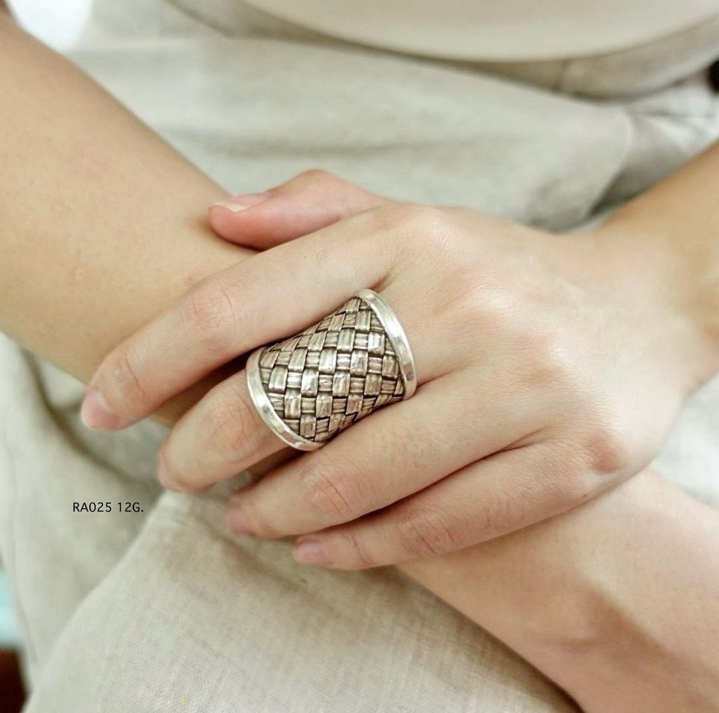 Adorn yourself. Wear silver ring.