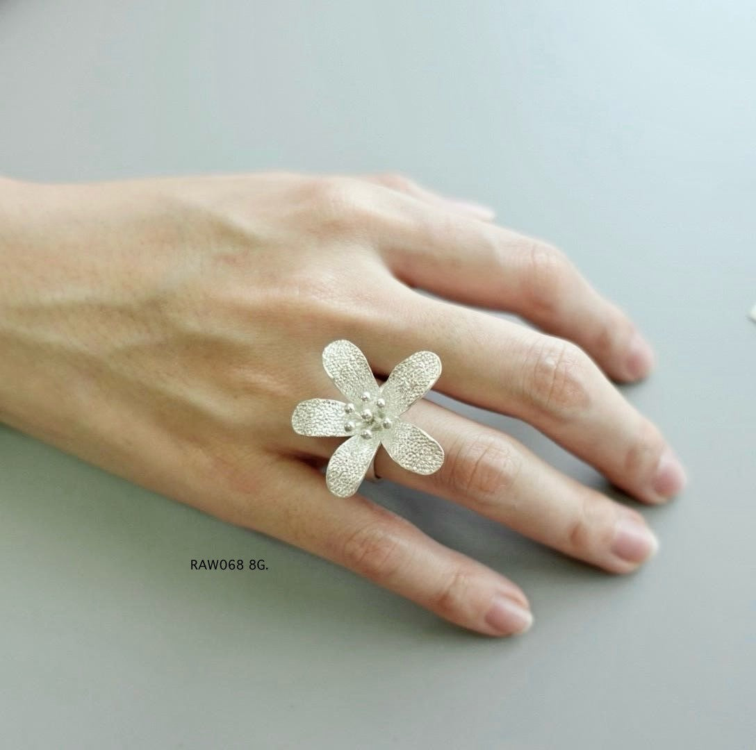 Bloom in silver. Handmade silver ring.