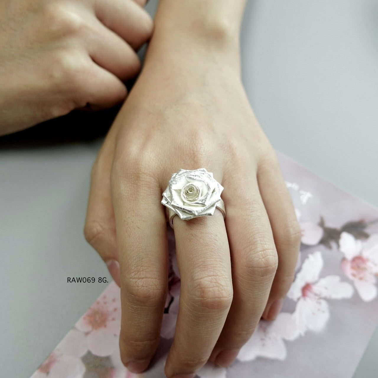 Flower silver ring. Floral elegance.